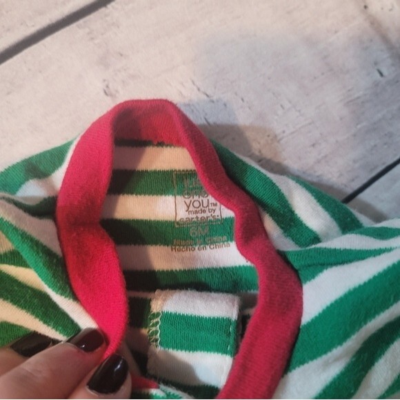 Carters Just One You 4 Piece  Holiday Sleepers  bundle Size 6months - Picture 15 of 16